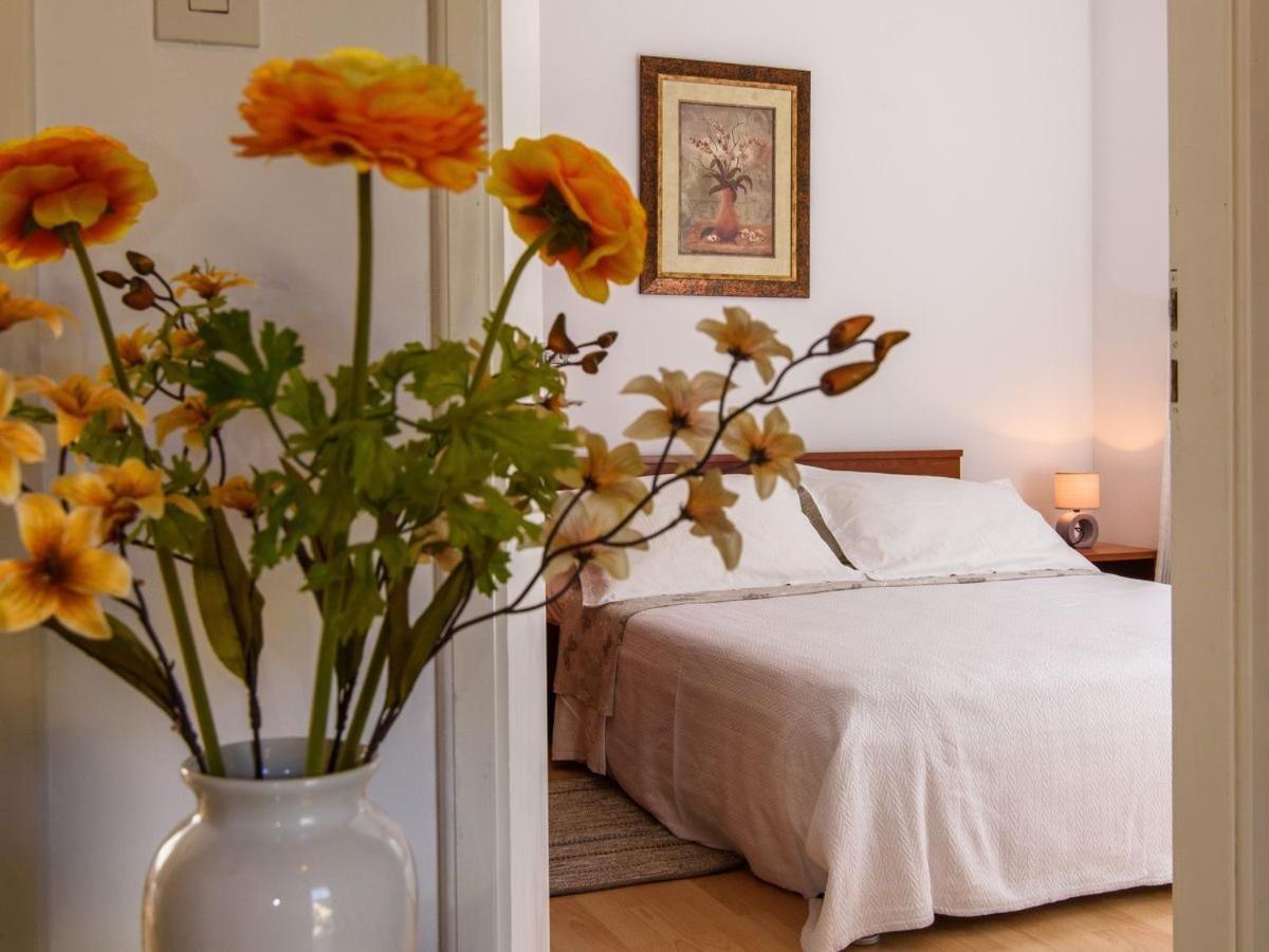 Apartments Beba - peaceful location Trogir Exterior foto