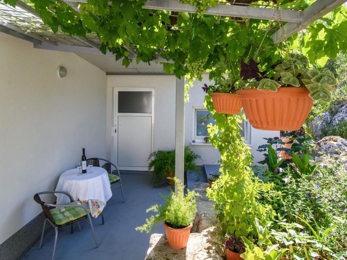 Apartments Beba - peaceful location Trogir Exterior foto