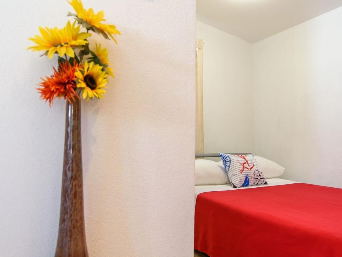 Apartments Beba - peaceful location Trogir Exterior foto